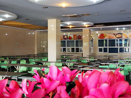 員工食堂內(nèi)景